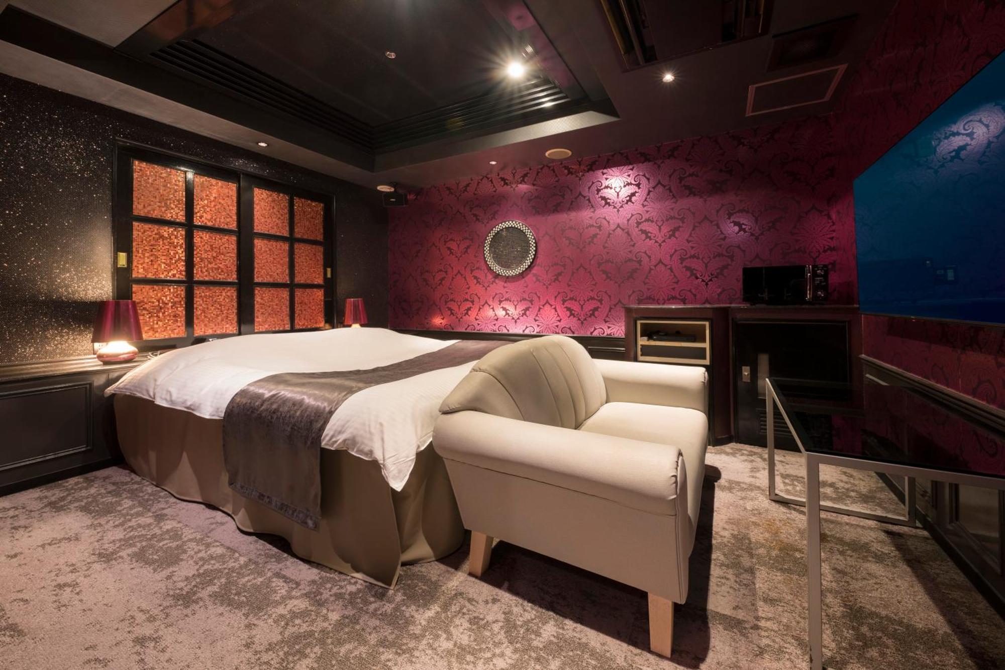 ジェムジェム 十三 (adults Only) รักโรงแรม โอซาก้า